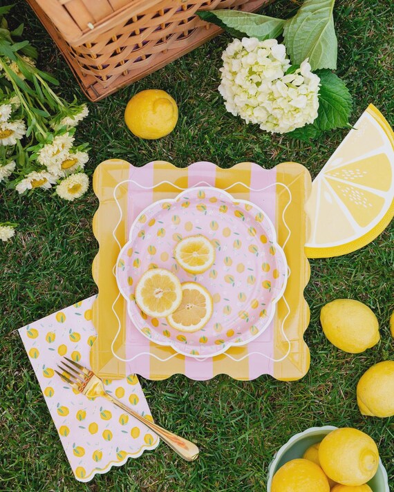 Pink Lemon Scalloped Dessert Plates 8ct – Lemon Party Tableware - Etsy