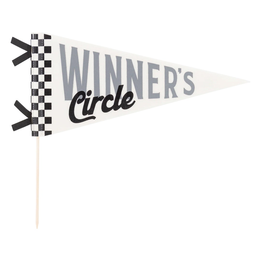 Decorazione Per Torta Fast One - Topper In Legno Con Auto Da Corsa E Bandiera A Scacchi Per Festa Compleanno A Tema Racing, Primo Anno
