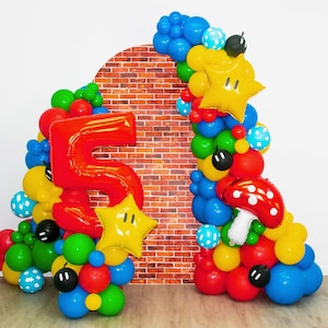 Guirlande de ballons Mario | Fête d'anniversaire en montgolfière de jeu vidéo | Étoile jaune et ballon champignon | Couleurs primaires | Fête d'anniversaire des garçons