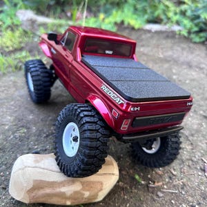 Bed cover for Redcat Ascent 18 1/18 Rock Crawler
