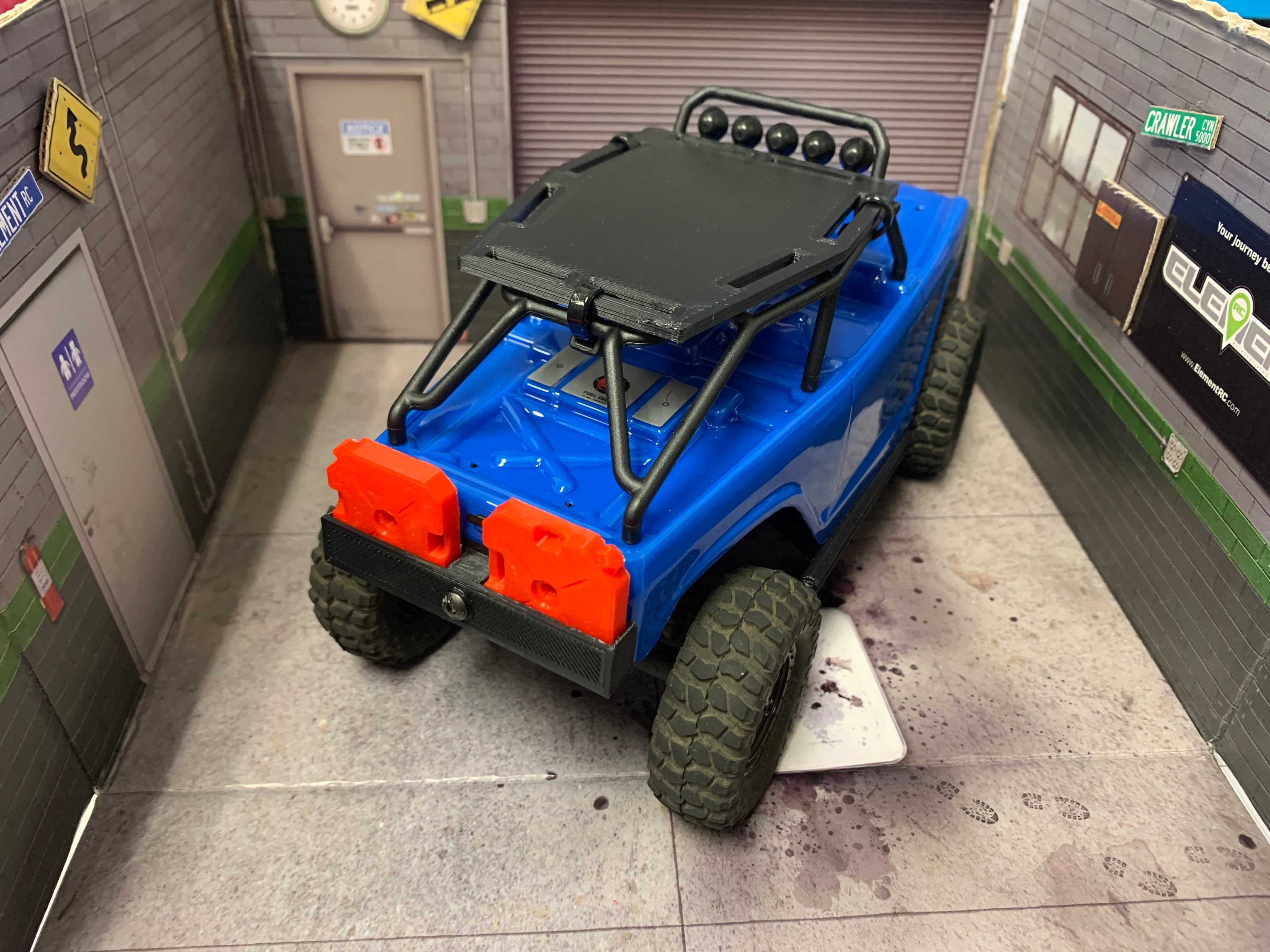 アキシャル SCX24 DEADBOLT 1/24 SCX24 Deadbolt 4WD Rock Crawler Brushed RTR | Axial