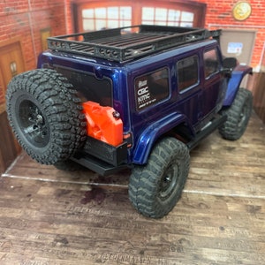 Spare Tire Mount With Gas Cans For Axial SCX24 Jeep JLU Rock Crawler
