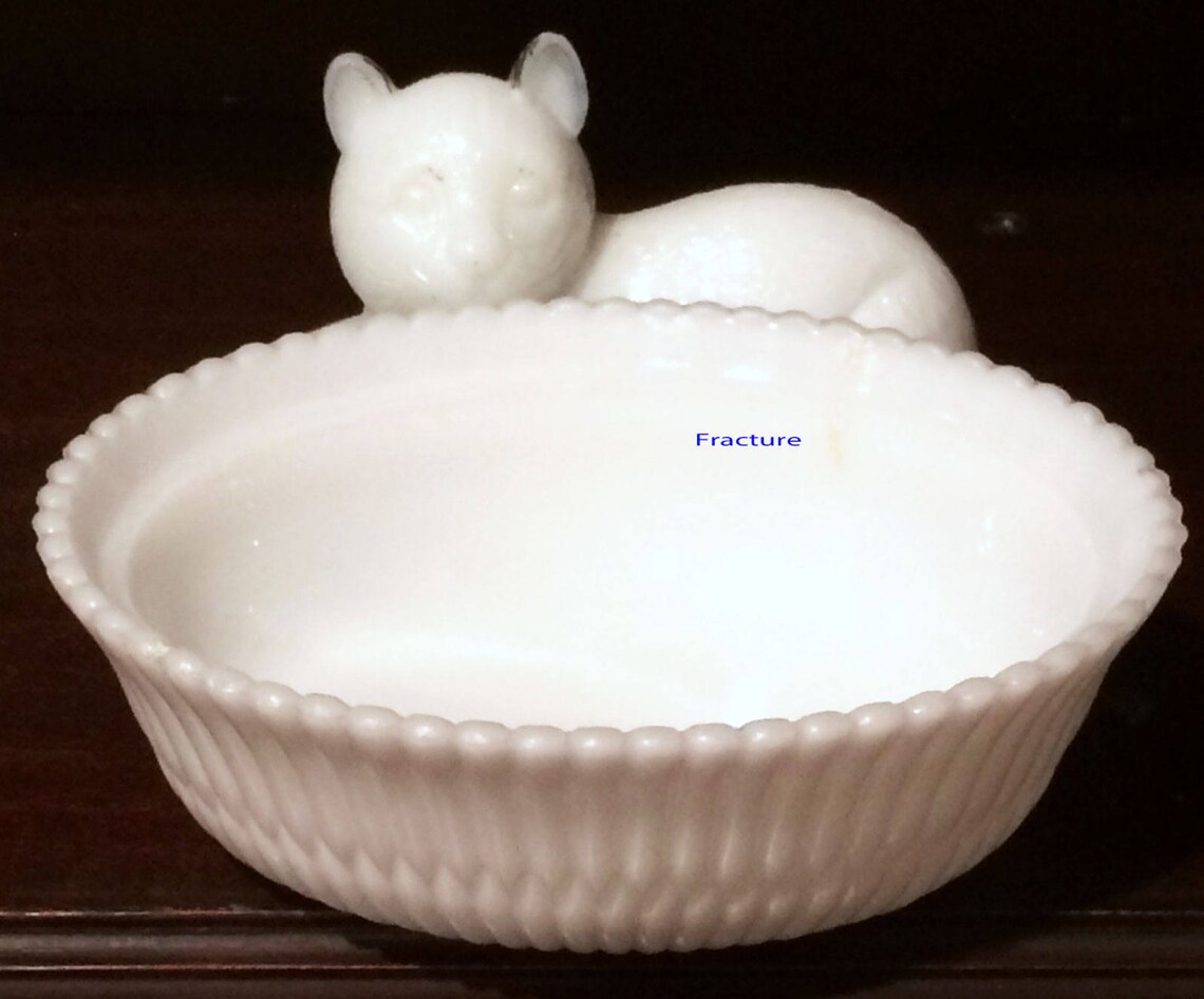 McKee White Milk Glass Cat Covered Dish McKee markTop Lid and Etsy