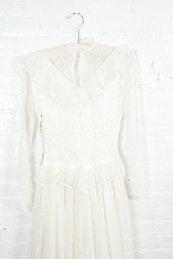 1930s wedding dress . vintage 30s simple embroide… - image 9