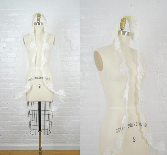 1950s tulle wedding veil with bridal cap . vintage