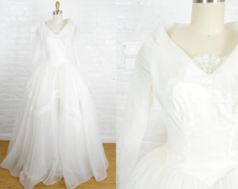 1950s retro long sleeve modest wedding dress . vintage princess wedding ballgown . small