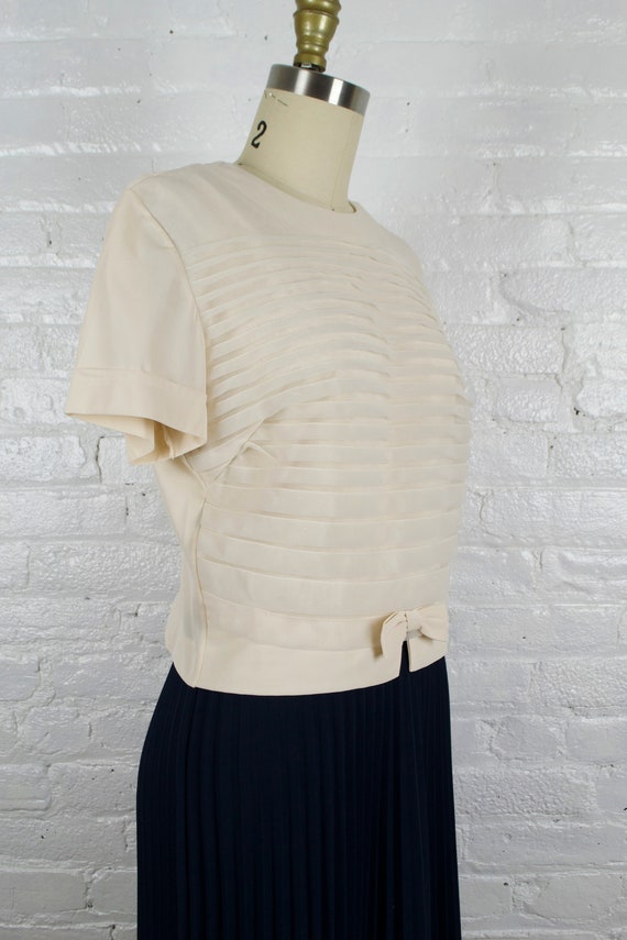 1950s nude cream nylon blouse .  pleated 50s back… - image 6