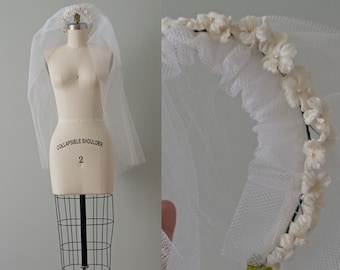 vintage 1940s  tulle veil with floral headband / communion / flower girl