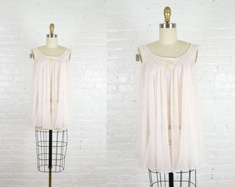 1950s vintage sheer pink short nightgown . pin up lingerie slip small to medium