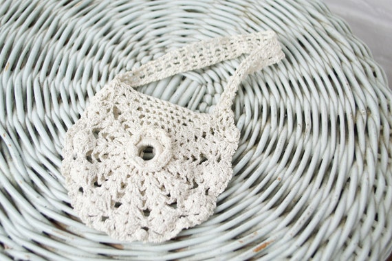 Antique white crochet small bag . 1910s small coi… - image 4