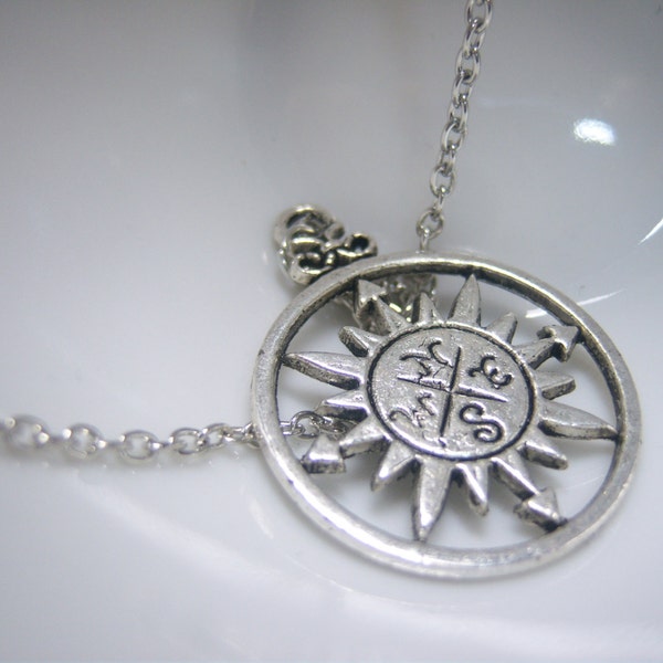 Antique Silver Compass Necklace, Sun compass Steampunk Necklace, Wiccan Necklace-Cos Play Jewelry-Goth Sun Compass-Fantasy and Fiction Wear