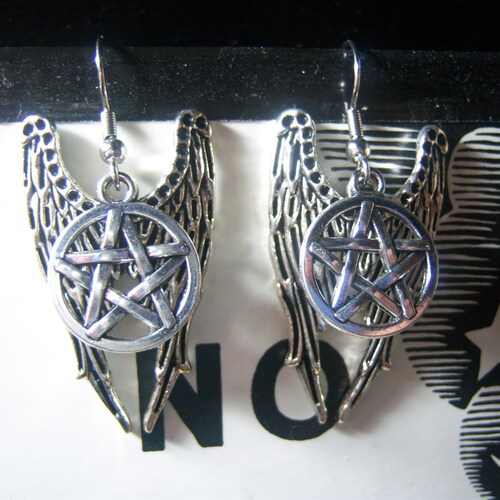 Supernatural Wing Pentagram Castiel Earrings, Fallen Angel Team Free Will TV Jewelry Goth Wiccan Pagan Role Play Occult Unisex Demon Mystic