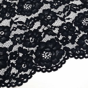Zwarte kantstof met bloemen op maat gesneden, Frans kant, geborduurd bruiloft bruids kant, avondjurk kant lingerie kant Alencon kant J131301
