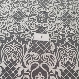 Weißer Spitzenstoff, Meterware, bestickte Spitze, Hochzeitskleid, Brautschleier, Schleierspitze, Spitze EVS127C