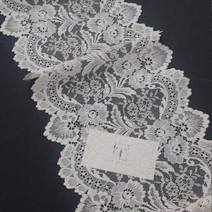 Pizzo avorio, pizzo chantilly, pizzo francese, pizzo da sposa Pizzo da sposa Pizzo bianco Velo pizzo smerlato Pizzo per ciglia Pizzo per lingerie LL8831