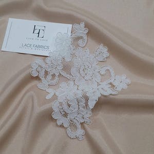 Elfenbein Spitze Applikation, Ivory Spitze, französische Chantilly Spitze Applikation, 3D Spitze, Braut Applikation, Applikation M0054
