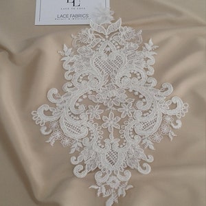 Applique in pizzo avorio, pizzo avorio, applique in pizzo Chantilly francese, pizzo di cotone, applique da sposa, Applique M0079