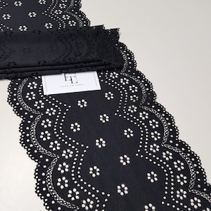 Zwarte kanten rand van stretchkatoen, elastisch kant, geschulpte kant lingerie met bloemenkant L8282