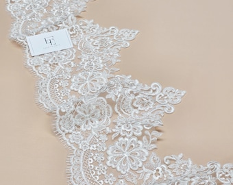 Ivory Lace Trimming by the yard, French Lace, Alencon Lace, Bridal Gown lace, Wedding Lace, White Lace, Veil lace, Garter lace EEV2101