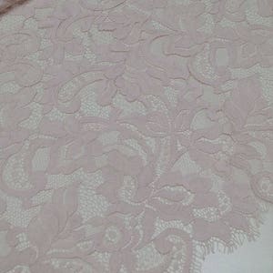 Tela de encaje rosa, encaje francés, encaje Chantilly, encaje de boda, encaje nupcial, encaje de vestido de noche, encaje de lencería, tela cortada a medida EVS103V