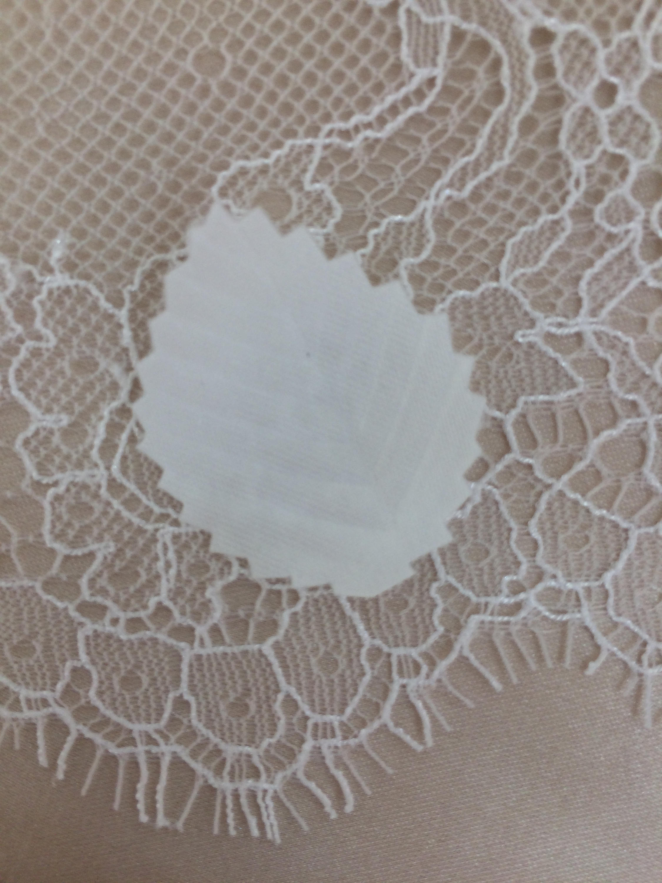 Ivory Eco Satin Flowers M38 Bag Of 144