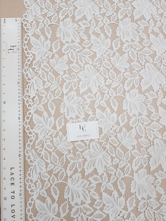 Ivory Couture Lace Empanda