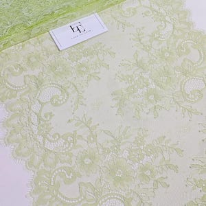 Geelgroene Chantilly Franse kant trim op maat gesneden, bruiloft bruids kant, geschulpte fournituren lingerie kant, L20186