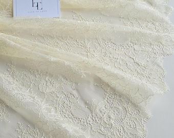Dark ivory lace trimming, champagne French Chantilly bridal lace edge, eyelash wedding veil trim, scalloped flower lingerie lace WDL6027