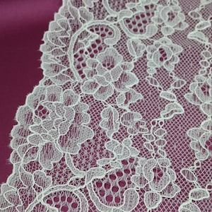 Renda marfim claro, renda francesa, renda Chantilly para vestido de noiva, renda para casamento, renda para véu de renda branca, renda recortada para lingerie LJ44405