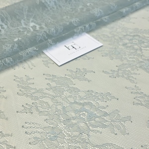 Tissu de dentelle gris verdâtre, tissu de dentelle de nylon de Chantilly Français gris vert, matériel de dentelle de voile de mariage de mariée, vendu par yard, WD2017