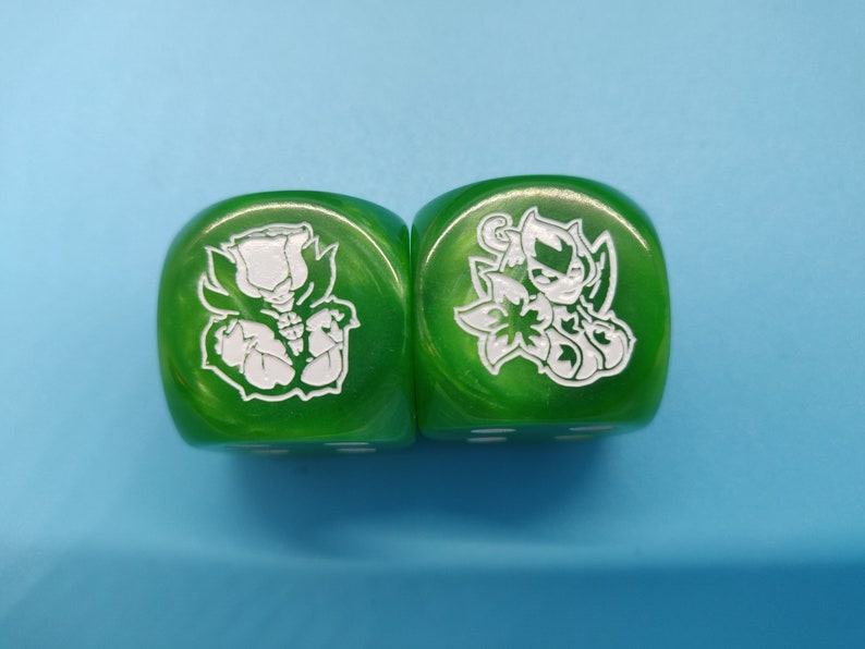 DTCG Waifu Dice BIG 22mm Dice Green Duo (2pc)