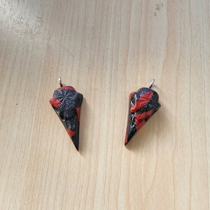 Raven skull / Norse / odins raven / clay raven / pagan pendant