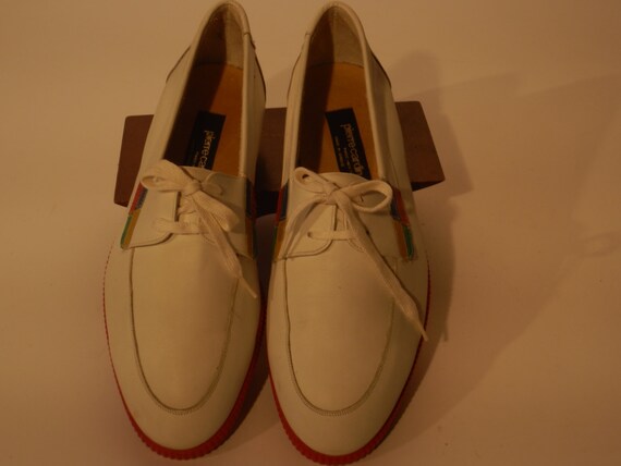 Pierre Cardin White Leather Boat Shoes with Red Rubber Soles. Size 8.5M