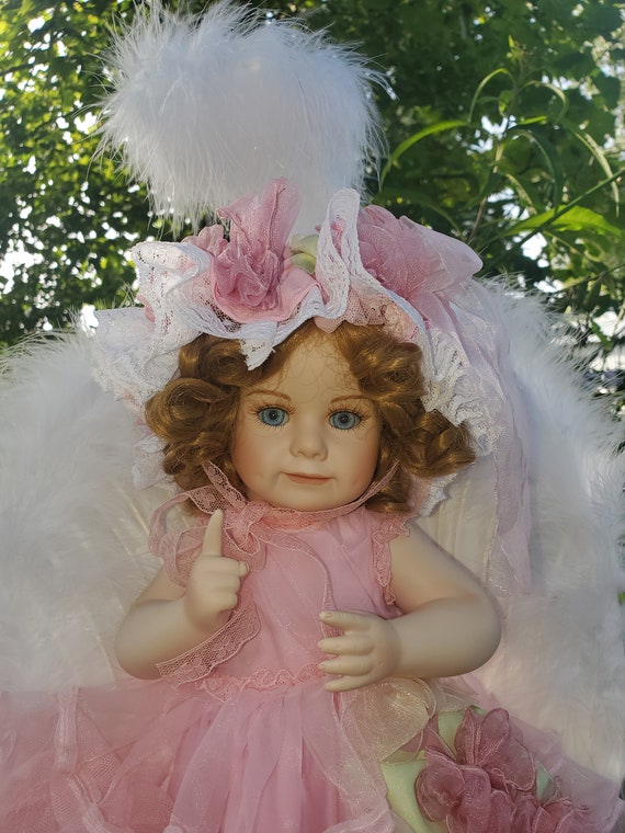 呪われた人形：聖なる天使セルセ - Etsy 日本