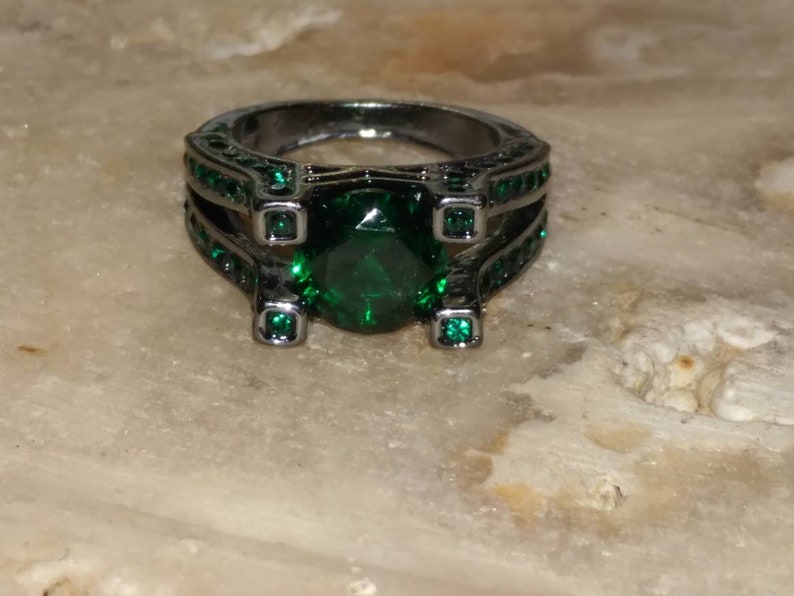 Magically Enchanted Coven Lady Luck Gamblers Companion Ring