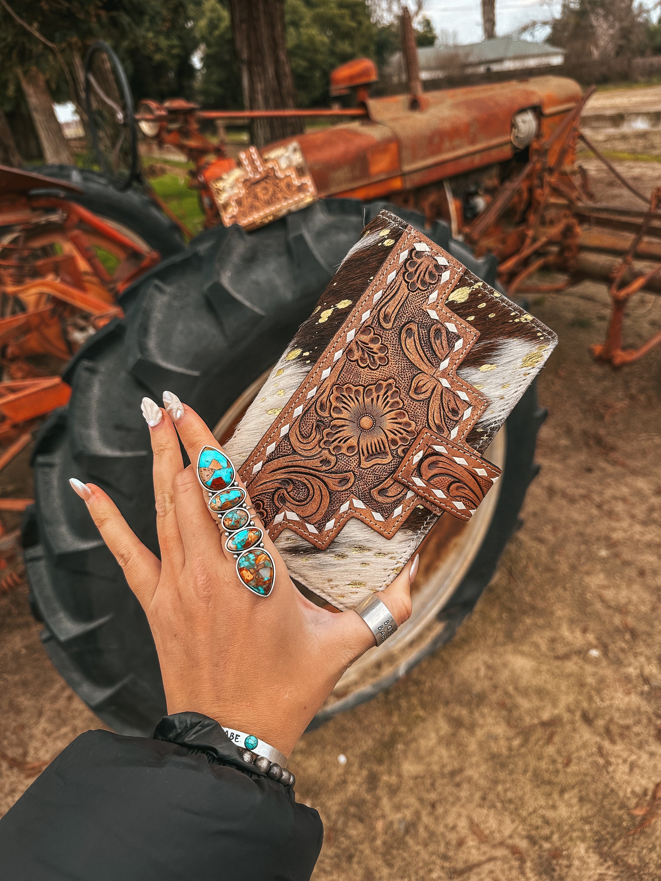 Di Tomaso Monedero De Piel De Vaca Estilo Occidental - Moned | Cuotas