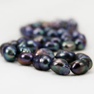 Black Pearl Necklace, Galaxy Necklace, Gifts for Her, Iridescent Pearl Necklace, Freshwater Pearl, Baroque Pearl, Vintage Inspired
