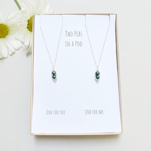 Mother Daughter Necklace Set, Necklace Gift Set, Necklace for Mom, Necklace for Daughter, Peas in a Pod Necklace, Mother Daughter Set