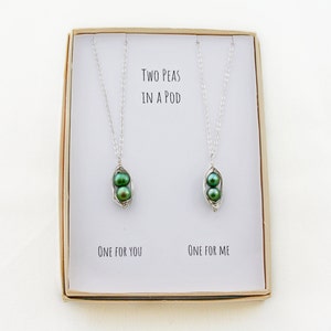 Mother Daughter Necklace Set, Necklace Gift Set, Necklace for Mom, Necklace for Daughter, Peas in a Pod Necklace, Mother Daughter Set