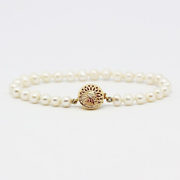 Classic Pearl Bracelet, Freshwater Pearl Bracelet, White Pearl Bracelet, Knotted Pearl Bracelet, Silver Pearl Bracelet, Gold Pearl Bracelet