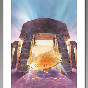 Op de afbeelding: Een gouden knop met de nummers 9-12 en een rode pijl die naar 11 wijst, zwevend voor een stenen boog. De boog maakt deel uit van een stenen structuur met meerdere pilaren.