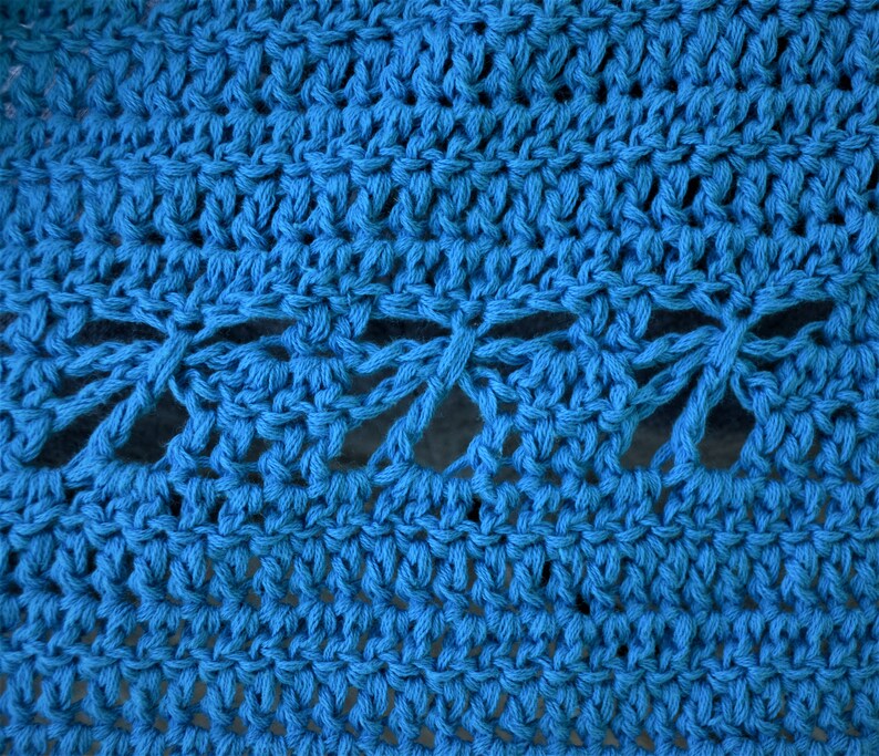 Womens crochet wrap pattern, shawl with butterfly crochet stitch, crochet shawl pattern pdf image 2