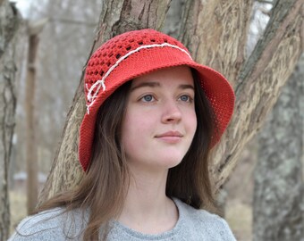 Crochet sun hat, mom gift, wide brim summer hat made with recycled cotton in red, eco friendly sustainable bucket hat, beach and boater hat