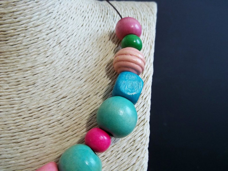Vintage Necklace Rainbow Jewel Pastel Colors Wooden Jewelry Round Square Beads Bohemian Style Women Jewel Summer Necklace Girlfriend Gift