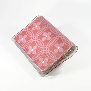 Estuche para tarjetas de visita floral rosa salmón - Cartera elegante para mujer, tarjetero pequeño, cartera minimalista para mujer