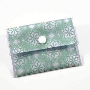 Cute Small Wallet / Gift Card Holder / Business Card Case