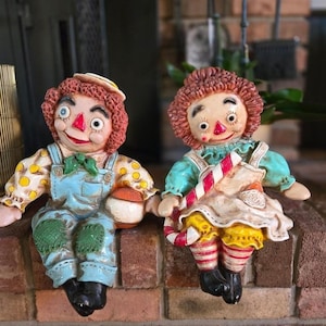 VINTAGE "Raggedy Ann & Raggedy Andy" 1969 Universal Saturary Corp.