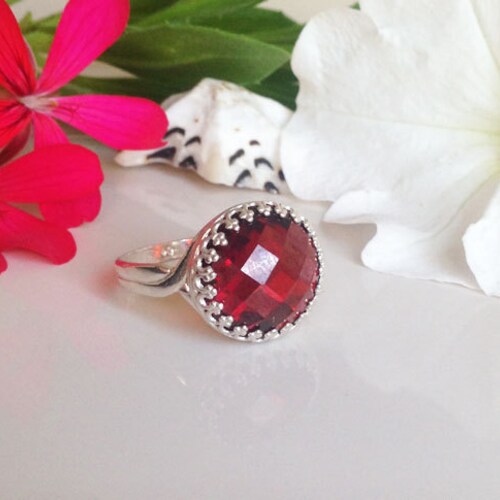 Garnet Ring - January Birthstone - Round Crown Ring - Silver Ring - Promise Ring - Vintage Band deals - Gemstone Ring - Red Ring - Bridal Ring