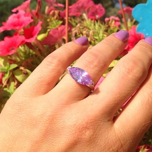 Anillo Amatista lavanda - plata piedras preciosas del anillo - June Birthstone - anillo - anillo Cocktail - joyería nupcial - anillo facetado