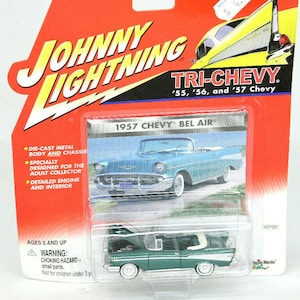 Johnny Lightning Green 1957 Chevy Bel Air Convertible Tri-Chevy